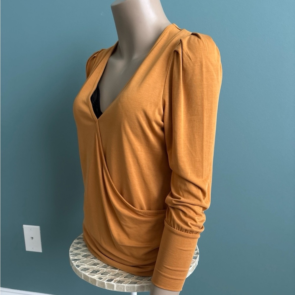 CLASSIC WRAP STYLE TOP - Picture 4 of 10